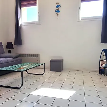 En Duplex 4 Couchages Au Coeur De Port-vendres, Face A La Place De L'obelisque - Fr-1-309-337 Apartment Port Vendres